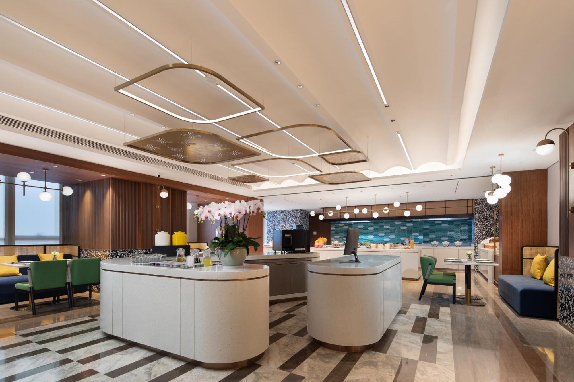 Hilton Garden Daxing Jinyuan Road Hotel 4*